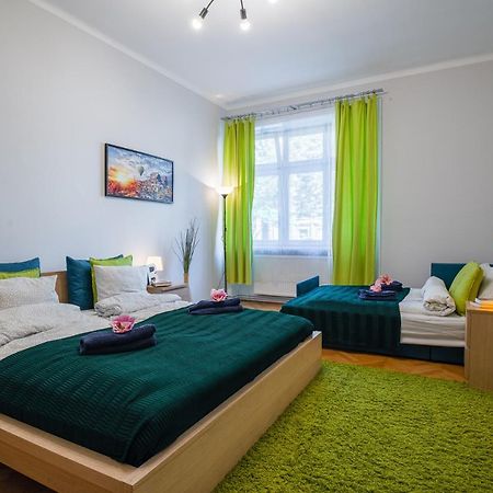 Kings Neighbor. Apartment 600 Meters From Castle Krakow Luaran gambar