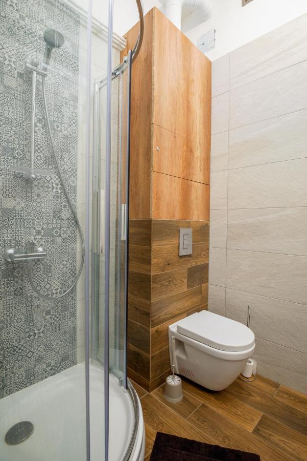 Kings Neighbor. Apartment 600 Meters From Castle Krakow Luaran gambar